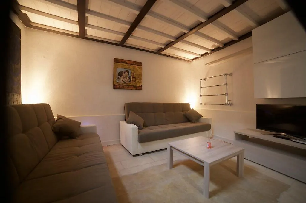Suite del Teatro Romano Lecce 0*,
