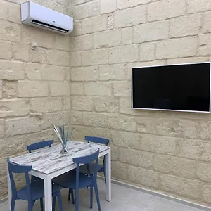 Casa Loca Intera Casa A Due Passi Da Porta San Biagio Lecce