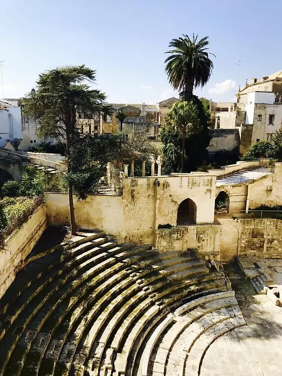 Suite Del Teatro Romano Lecce Apartment