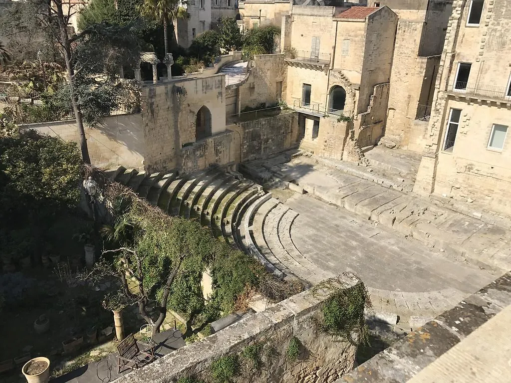 Suite Del Teatro Romano Lecce Apartment